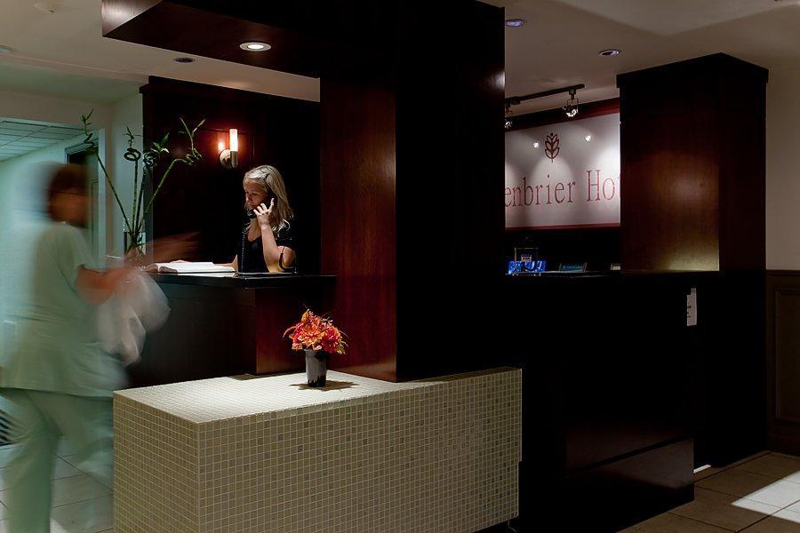 Greenbrier Hotel バンクーバー エクステリア 写真